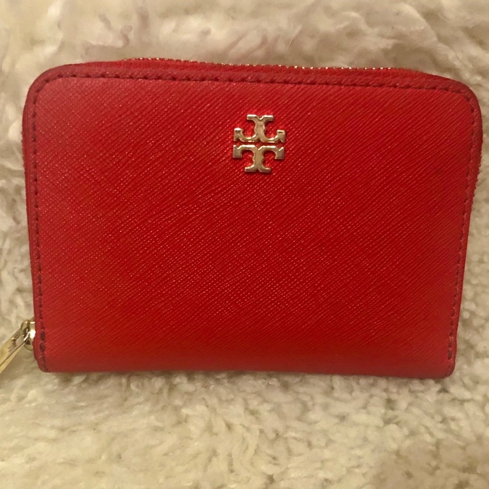 ♥️AUTHENTIC Tory Burch ZIP Around Mini Wallet ♥️